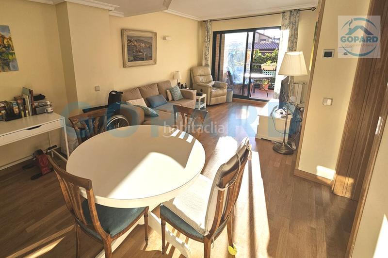 Foto 6e8c2a63-dfe7-431b-a55b-b1465c1902df. Location appartement avec chauffage parking piscine dans Villanueva de la Cañada