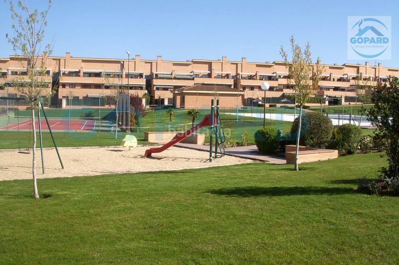 Foto a83d7d85-cdff-4b21-8708-5a997edca2da. Location appartement avec chauffage parking piscine dans Villanueva de la Cañada