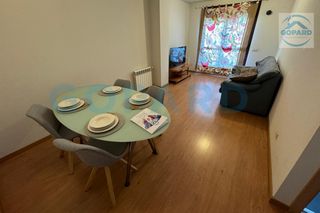 Lloguer Pis a Villanueva de la Cañada. Inmobiliaria gopard ofrece amplio y luminoso piso de 3 dormitori