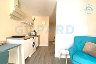 Location Appartement à Villanueva de la Cañada. Inmobiliaria gopard presenta impecable estudio para estudiantes!