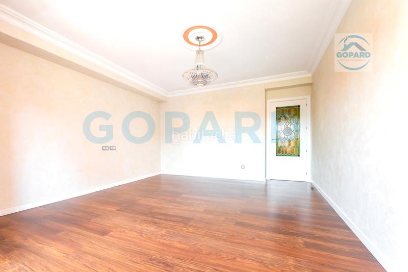 Foto 0c1b534b-18f7-4e14-94d7-a77c8ac07785. Alquiler piso en calle alonso castrillo 1 inmobiliaria gopard presenta amplio y reformado piso en zona privilegiada. en Madrid