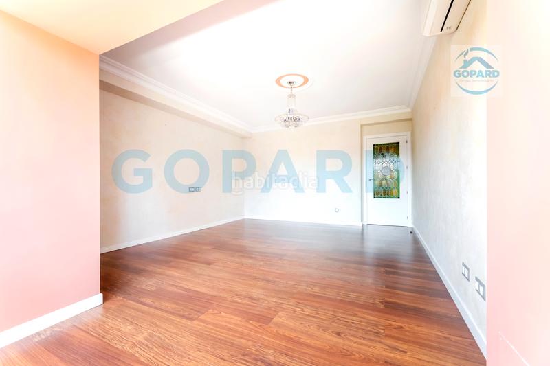 Foto 8a9f05ae-dcaa-4806-b684-00f7a298a331. Alquiler piso en calle alonso castrillo 1 inmobiliaria gopard presenta amplio y reformado piso en zona privilegiada. en Madrid