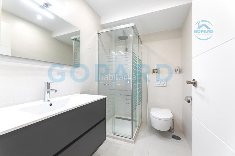 Foto 90e5b811-02a7-48cd-ac77-a96ec547dbf1. Alquiler piso en calle alonso castrillo 1 inmobiliaria gopard presenta amplio y reformado piso en zona privilegiada. en Madrid