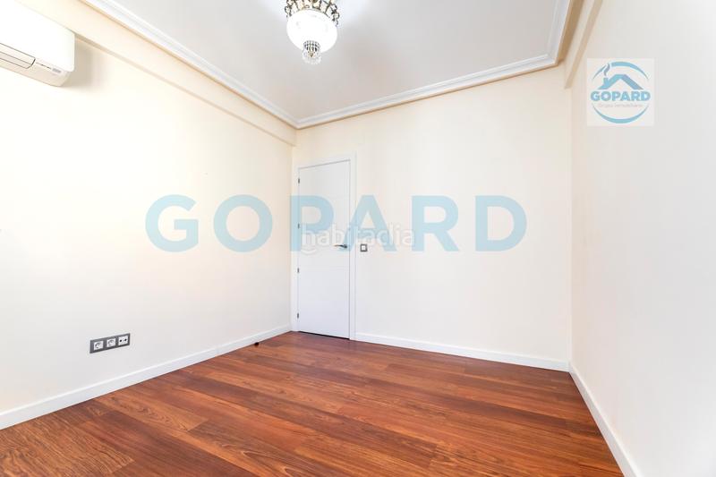 Foto a9b9ca4b-c2b3-4448-88aa-d3f0fcf5a1c4. Alquiler piso en calle alonso castrillo 1 inmobiliaria gopard presenta amplio y reformado piso en zona privilegiada. en Madrid