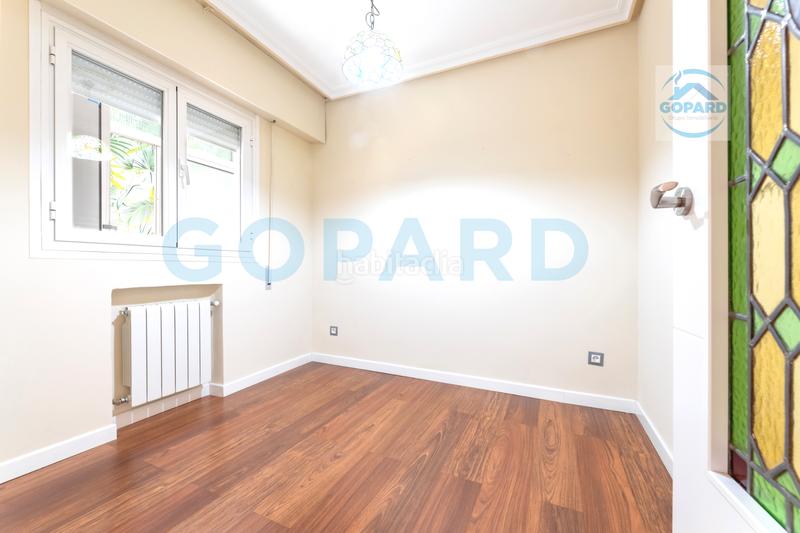 Foto caa6d3d4-ed08-4651-8769-c27499266ffb. Alquiler piso en calle alonso castrillo 1 inmobiliaria gopard presenta amplio y reformado piso en zona privilegiada. en Madrid