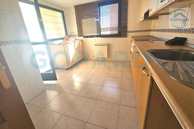 Foto 1ef24e20-a292-4b9d-9110-bf1c926115b6. Rent flat with heating parking pool in Villanueva de la Cañada Villanueva de la Cañada