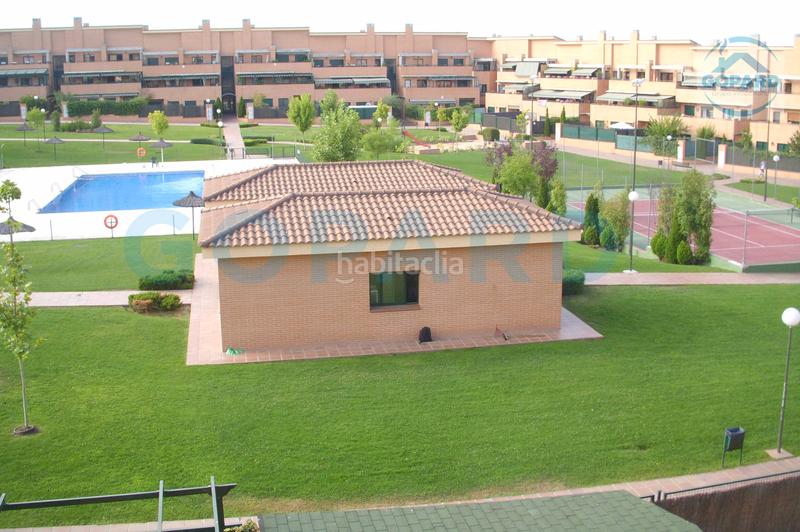 Foto 5446a204-d1ac-4cfd-ade5-b19e87d8c81b. Rent flat with heating parking pool in Villanueva de la Cañada Villanueva de la Cañada
