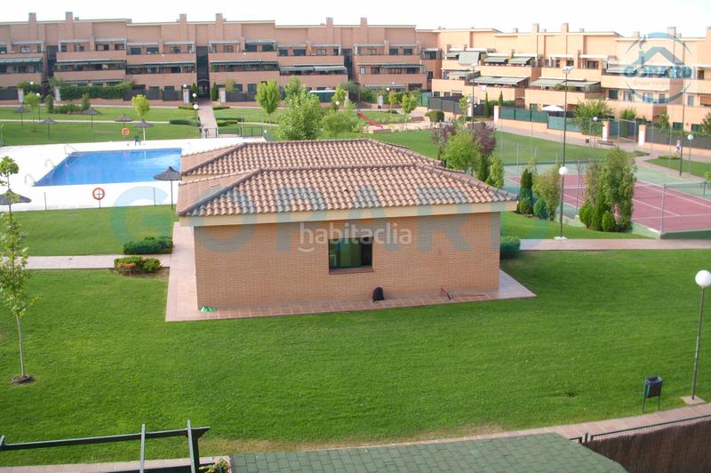 Foto 5a871a67-1d05-46c7-a80c-59cff2388c5e. Rent flat with heating parking pool in Villanueva de la Cañada Villanueva de la Cañada