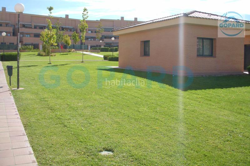 Foto bcaae66c-6af2-4a92-9a77-7cb1559daba6. Rent flat with heating parking pool in Villanueva de la Cañada Villanueva de la Cañada