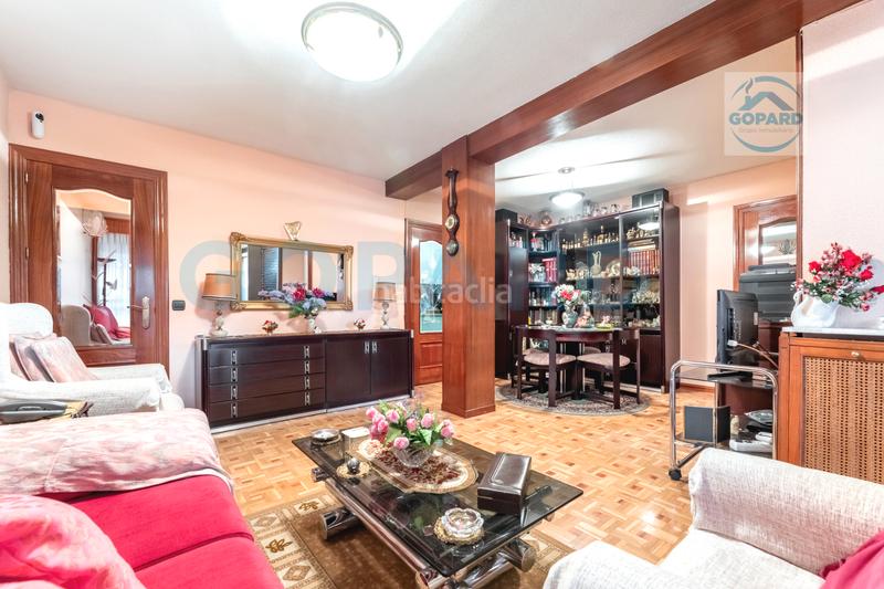 Foto e4b356bb-6895-4134-a7e5-d82d6ac69dd3. Etagenwohnung mit heizung parking in Canillas Madrid