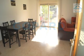 Location Maison jumelée à Villanueva de la Cañada. Inmobiliaria gopard alquila chalet para estudiantes en el centro