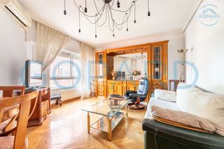 Pis a Palacio. Inmobiliaria gopard ofrece esta exclusiva vivienda en el corazón