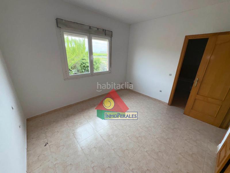 Foto 1a5622a9-b4c4-4226-890c-75f63a087897. Casa adossada amb calefacció aparcament a Los Robles Seseña