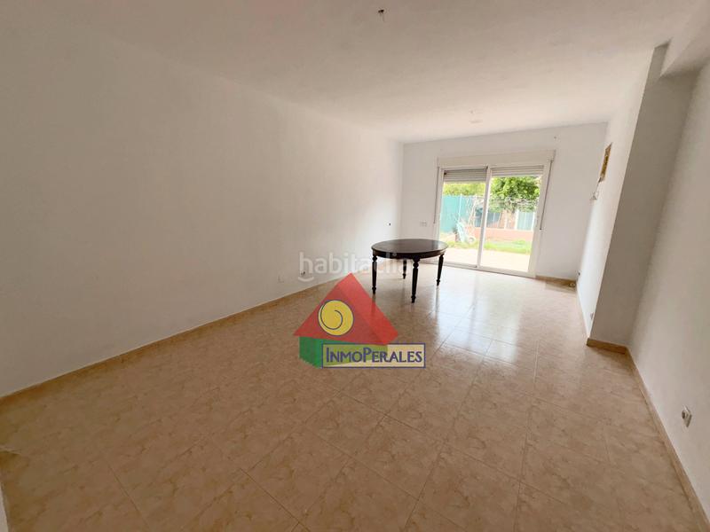 Foto 5afb2deb-9d87-4ee6-ae2d-2de22842090d. Casa adossada amb calefacció aparcament a Los Robles Seseña