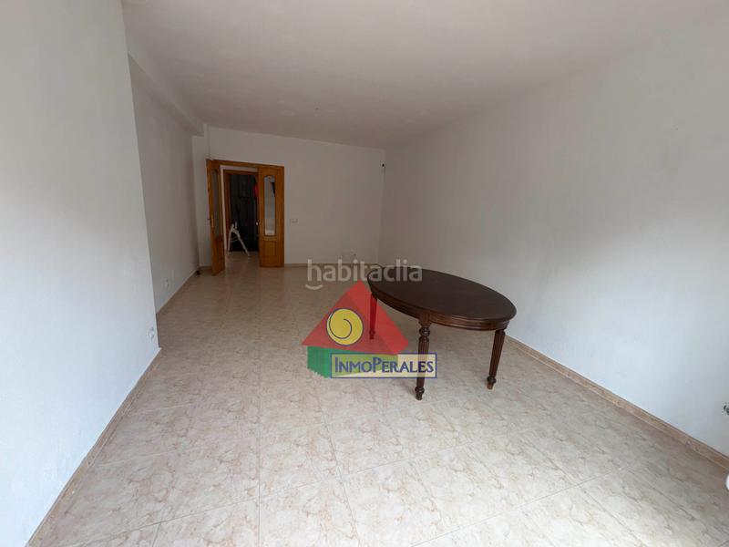 Foto 8110b175-2a9e-43a9-9f32-f622463b4f15. Casa adossada amb calefacció aparcament a Los Robles Seseña