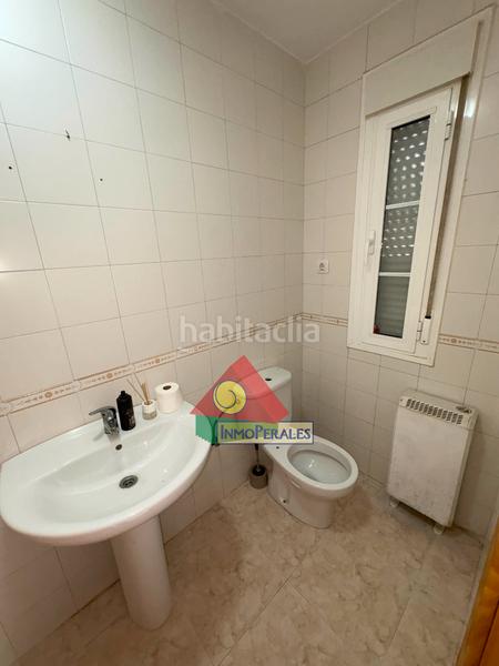 Foto b1240046-8ef2-424a-972a-5975ec3fabb9. Casa adossada amb calefacció aparcament a Los Robles Seseña