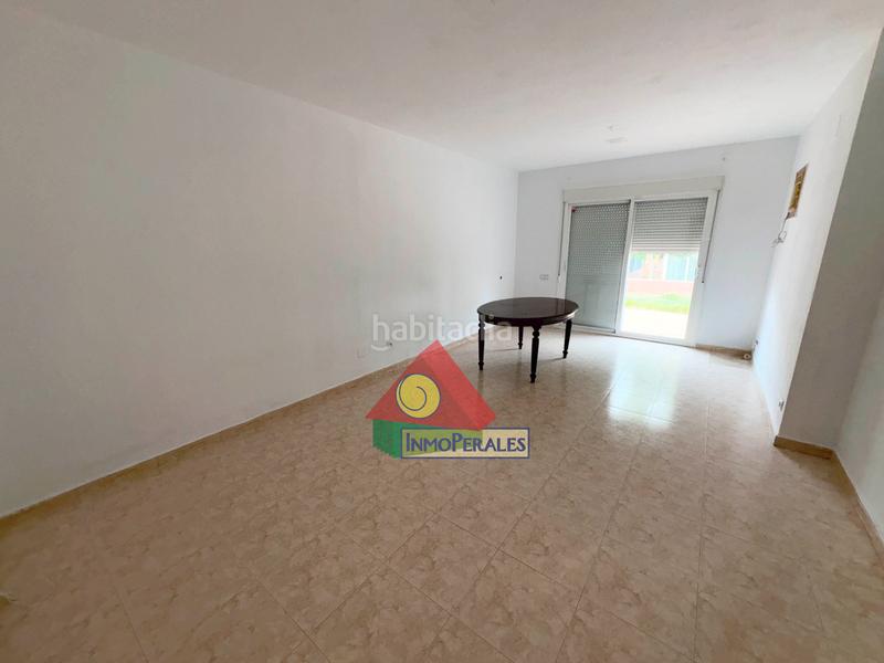 Foto cbd6a8b2-e923-481d-a15c-f17c79234278. Casa adossada amb calefacció aparcament a Los Robles Seseña