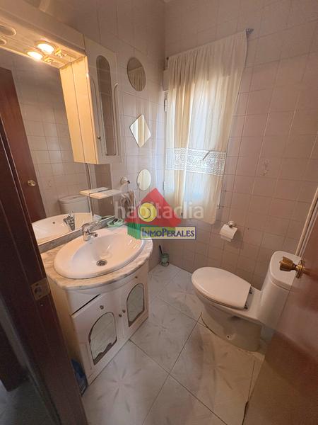 Foto 22b72645-5024-4076-b19f-b42bc6c675e3. Doppelhaus mit kamin heizung parking in Perales del Río Getafe