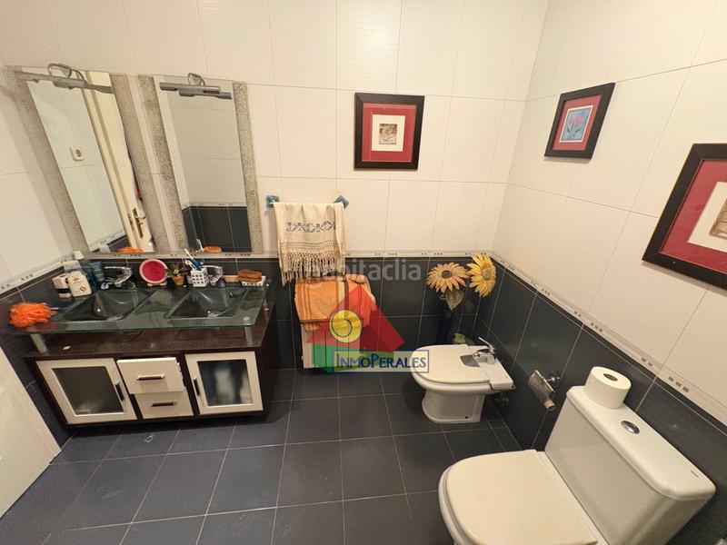 Foto 5cbb3bfa-d5e4-4d33-baa0-a9de1596de63. Doppelhaus mit kamin heizung parking in Perales del Río Getafe