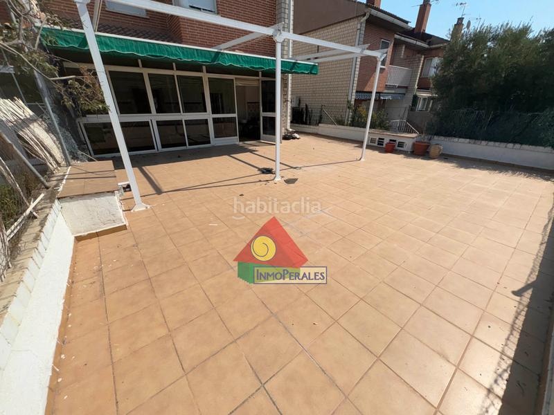 Foto 66b97c30-e5fb-47ff-91da-481bc4ad827e. Doppelhaus mit kamin heizung parking in Perales del Río Getafe