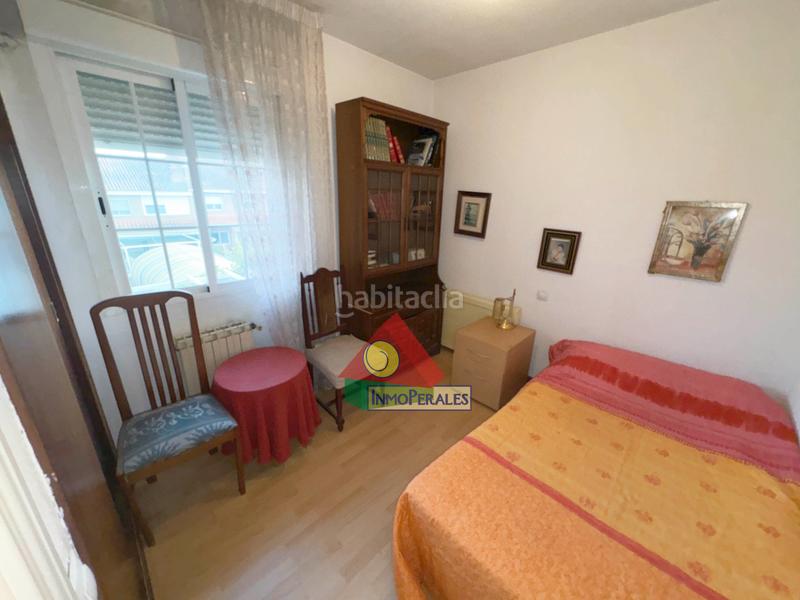 Foto fe9f298b-8281-44e5-be02-36c267e22261. Doppelhaus mit kamin heizung parking in Perales del Río Getafe