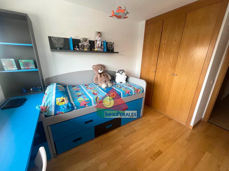 Foto f805c995-881c-4075-aa57-b84c7213ce09. Alquiler casa adosada chalet en alquiler en Perales del Río () en Getafe