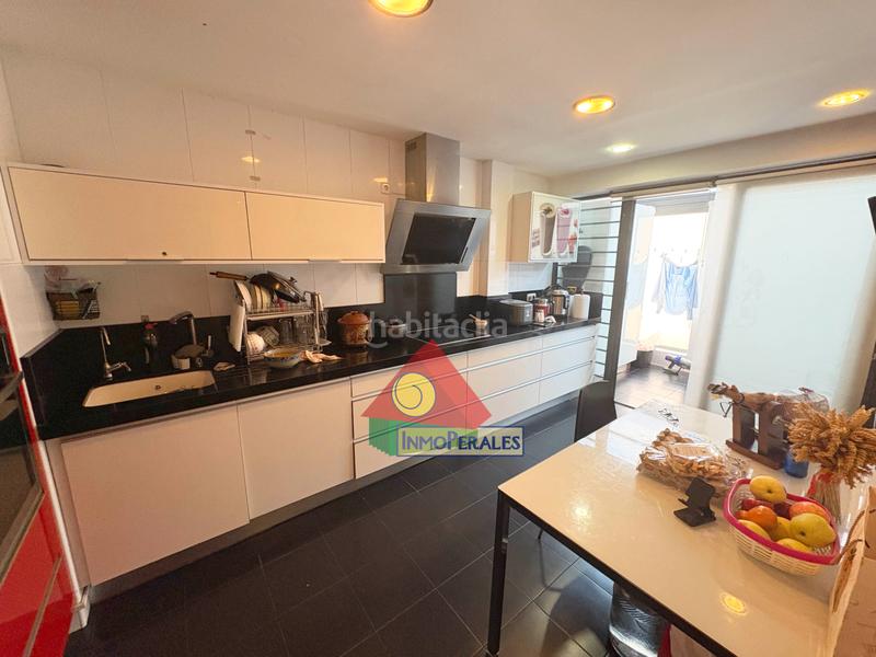 Foto 801179ab-957b-44ed-9f63-93e36dd08cca. Xalet amb xemeneia calefacció aparcament piscina a Getafe