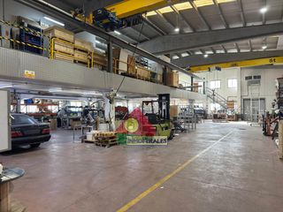 Capannone industriale in Polígono de las Monjas. Magnífica nave industrial de 1.290 m²
