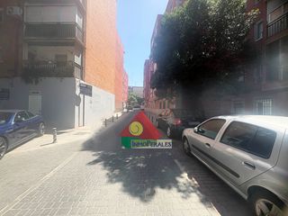 Locale commerciale in Zona Renfe. ¡oportunidad única en alcorcón central! local estratégico junto