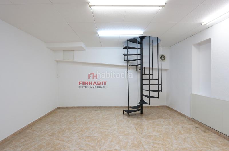 Foto 15c38df1-4a6a-4050-9e08-e7e87e376354. Alquiler local comercial en Centre Arenys de Mar