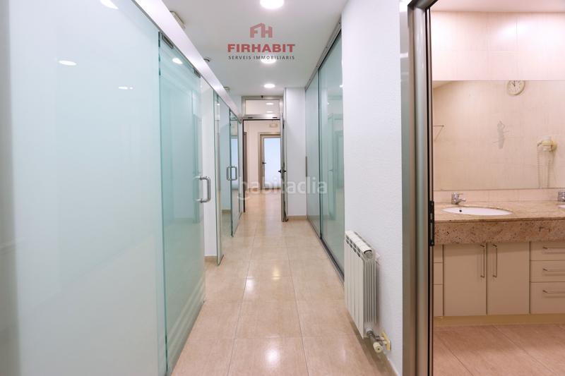 Foto 15484953-5c48-4e7c-8dbf-4243ddb7c5f6. Rent business premise with heating in Centre Arenys de Mar