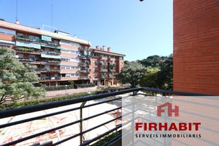 Appartement à Zona alta. Piso con ascensor i agradable balcon muy  amplio