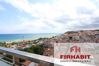 Pis a Centre. Piso alto con ascensor y vistas  al mar !!!