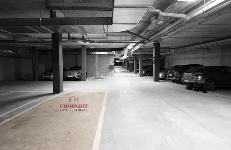 Foto 470dc896-e0c9-4fa4-b16a-2cde6b12afe4. Parking coche en carrer de la lloreda 1 en Centre Arenys de Mar