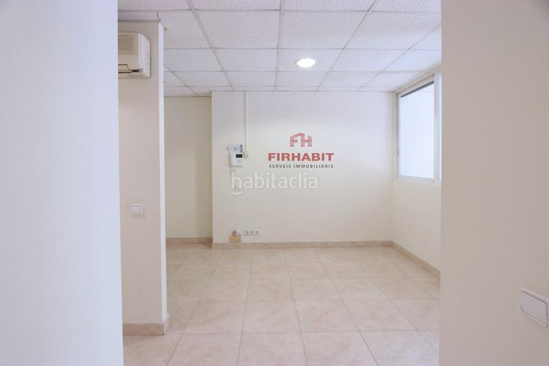 Foto 67218254-8565-43b4-9d00-b54d9a316fae. Rent office space with heating in Centre Arenys de Mar