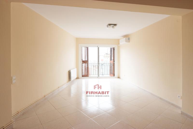 Foto 0c65ef23-9c2a-4d47-8e2f-b9108b4b8c2f. Alquiler piso en Centre Arenys de Mar