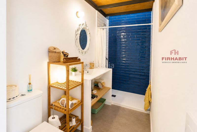 Foto 4643515b-7758-45bb-a257-9138a046facd. Casa amb aparcament a Canet de Mar