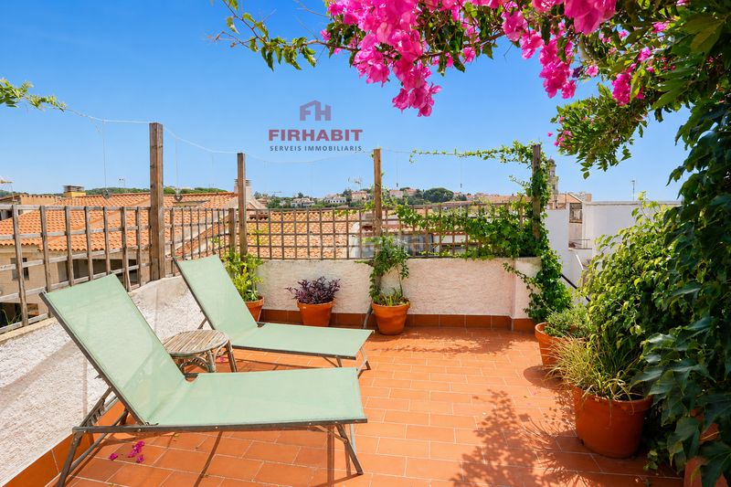 Foto 7d717ac8-8eef-4969-a73c-b37fce3aaa47. Casa amb aparcament a Canet de Mar