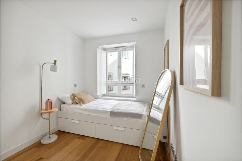 Foto b36cf73b-7a37-4c90-ac79-01d688eba2bf. Alquiler apartamento en Universidad-Malasaña Madrid