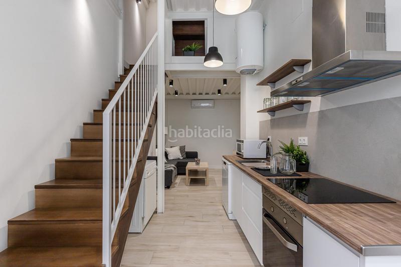 Foto 5bcb7a4c-482c-41cb-9624-d227d464941c. Rent duplex with heating in Embajadores-Lavapiés Madrid