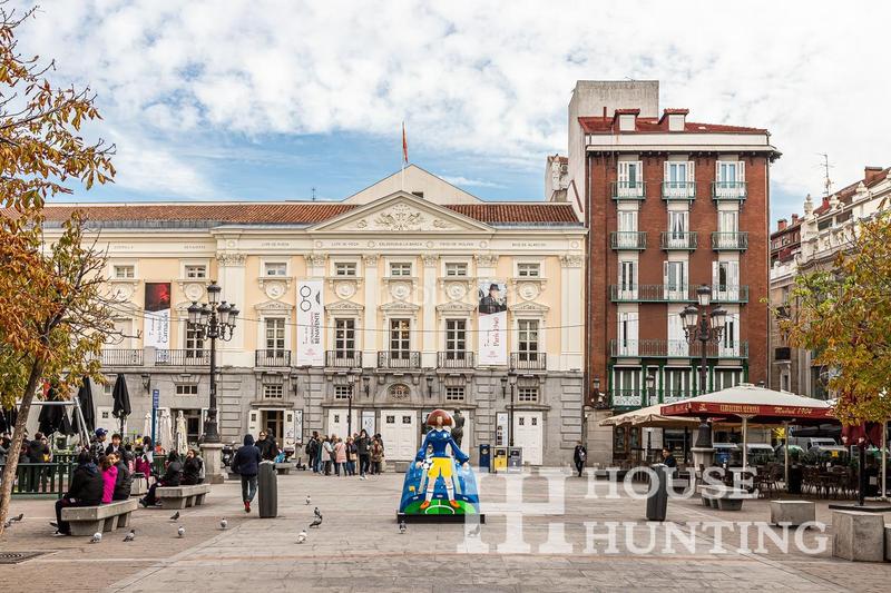 Foto 6e8f7e1d-033d-43e7-b149-966e46790d4a. Pis amb aparcament a Cortes-Huertas Madrid