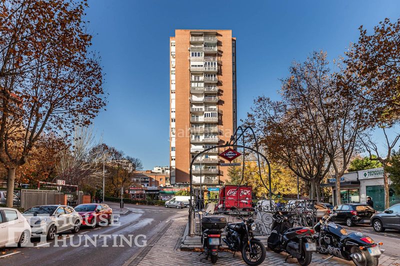 Foto f77d4b61-e4de-4d18-be15-836e1b822bb7. Pis amb calefacció a Pinar del Rey Madrid