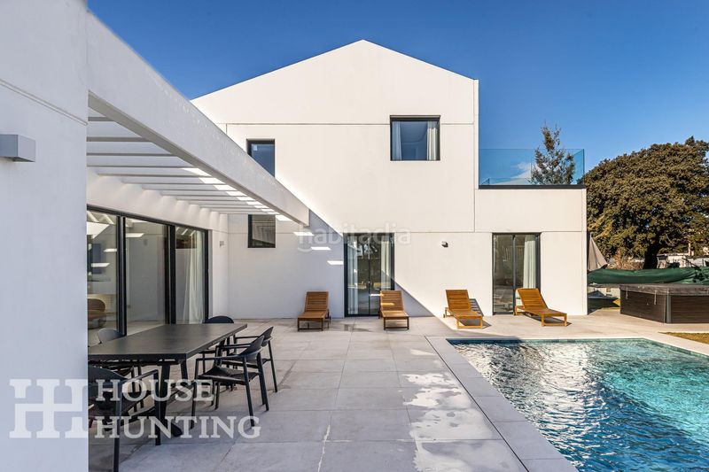 Foto 34a5ed14-8ff8-48ab-aaee-1f810ac61318. Xalet amb piscina a La Navata Galapagar