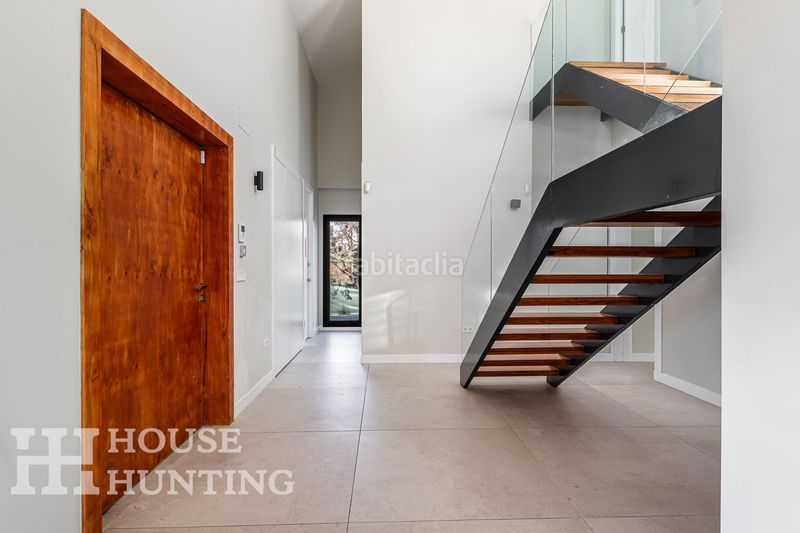 Foto a310b4f3-52ec-45b5-a9df-937911d2f6b6. Xalet amb piscina a La Navata Galapagar