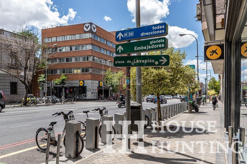 Foto bc0681d0-9522-43c8-af47-e58764f80ae4. Piso en Embajadores-Lavapiés Madrid