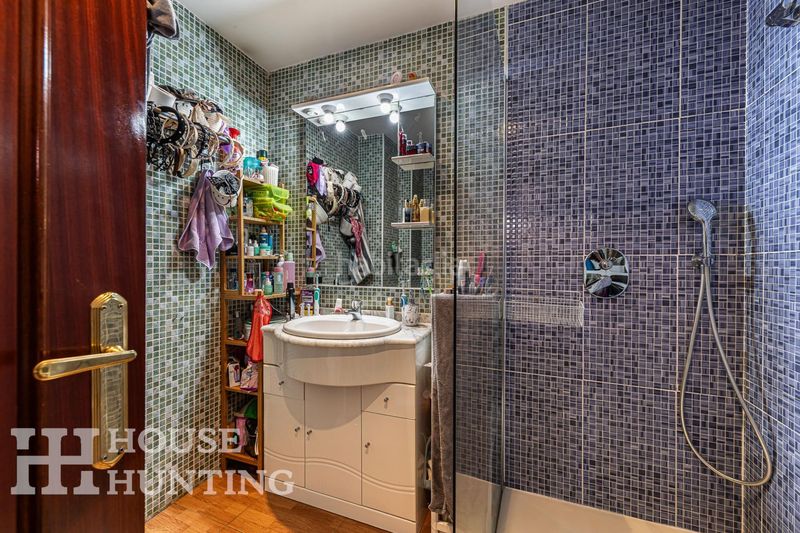 Foto d3a465c1-ccea-4e91-ad9b-14323bf286ee. Piso en Embajadores-Lavapiés Madrid