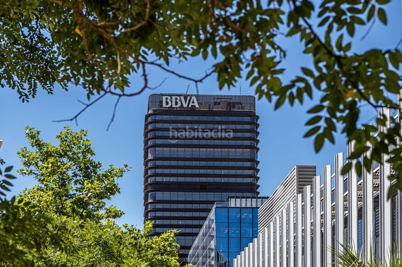Foto 47940713-4683-4acb-a216-b6591bfa039c. Pis amb aparcament a El Viso Madrid