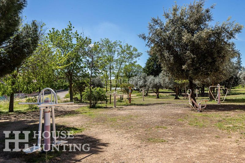 Foto 15a127f3-5c74-459e-a866-13de0625f7b1. Chalet en Cobisa