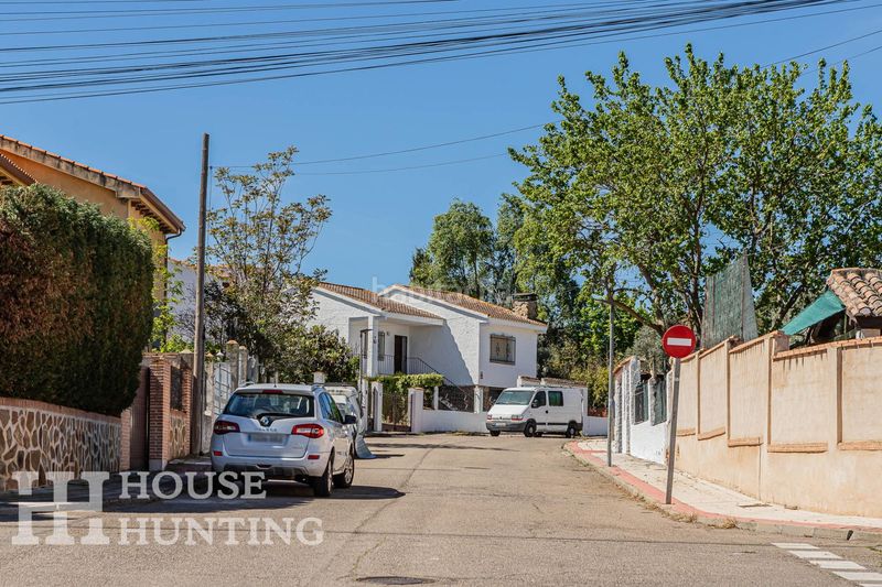 Foto cc8ba47a-b4b1-4f51-bbe6-95ce984f0c89. Chalet en Cobisa