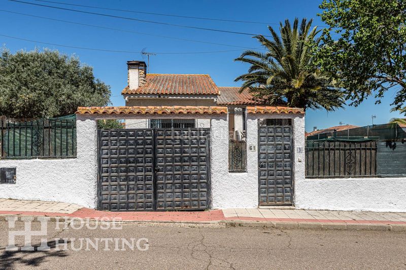 Foto e2ab65c3-9866-40b5-9a83-d2b119fb0d99. Chalet en Cobisa